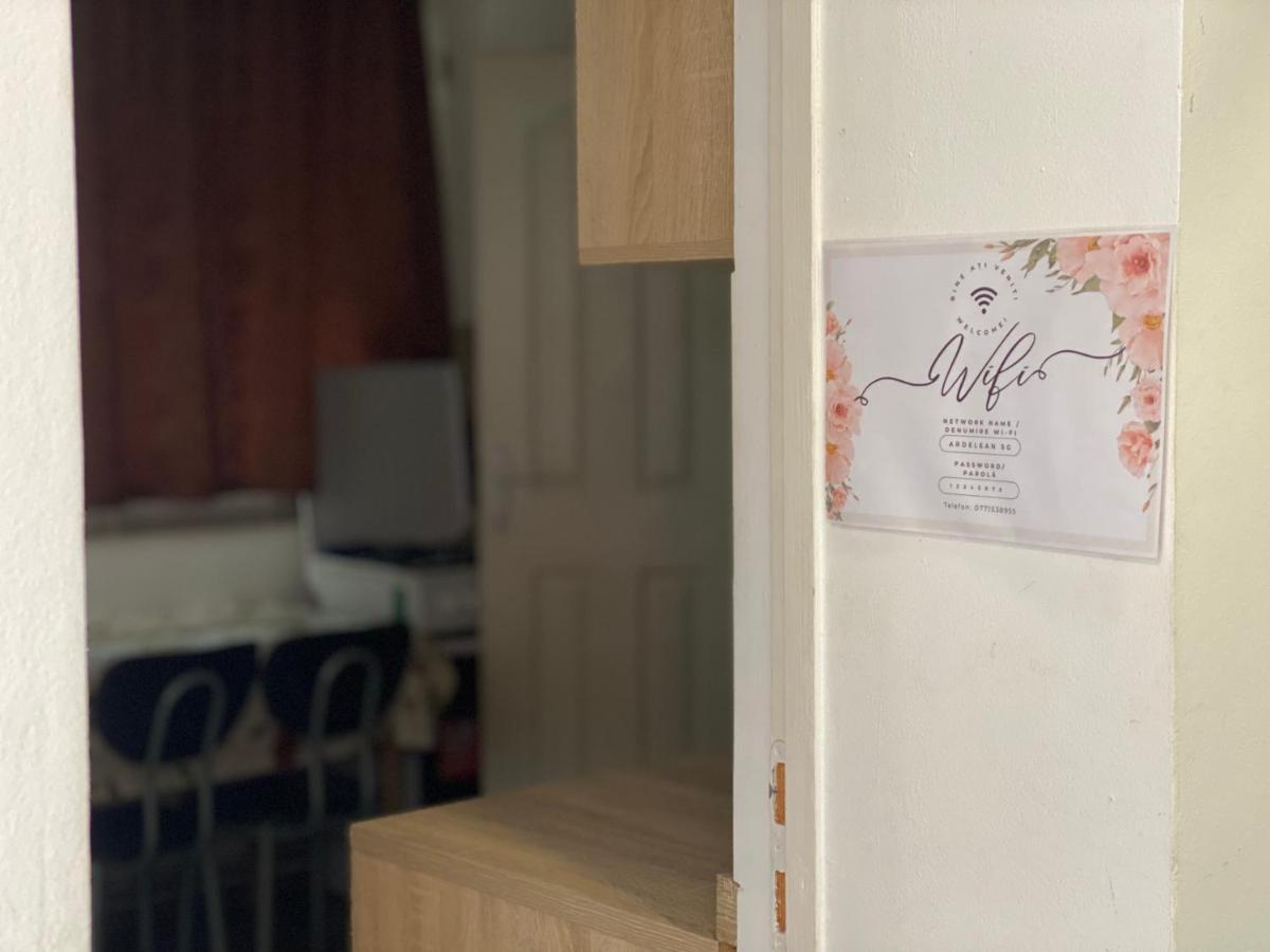 Ardelean Apartment Oradea Luaran gambar