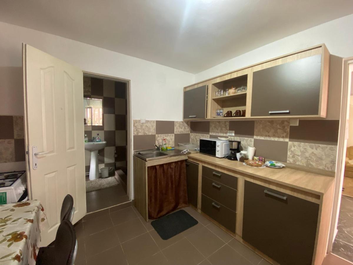 Ardelean Apartment Oradea Luaran gambar